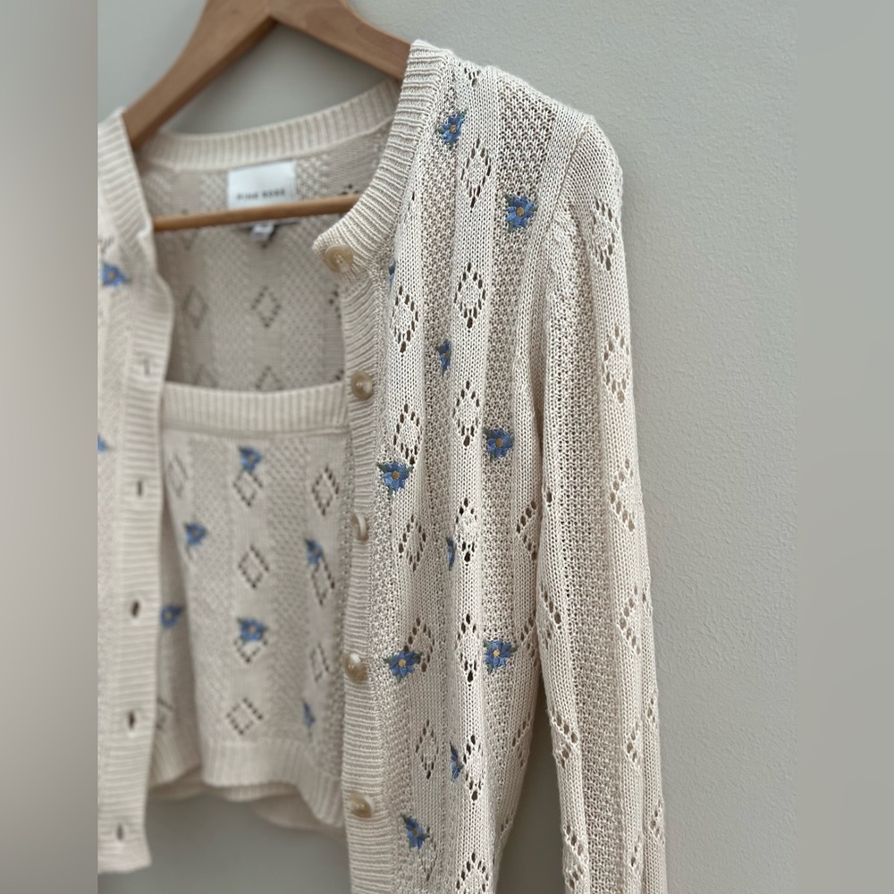 Pink Rose Embroidered knit cardigan and tank top set size XS - Picture 4 of 11